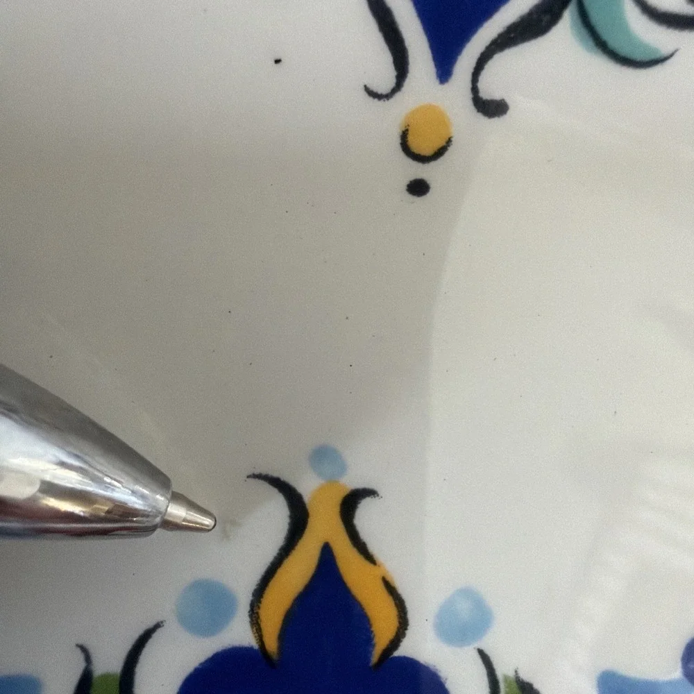 Espana Lifestyle Handcrafted SanMarino Salad 3 Plates Some Small Scratches 8.75